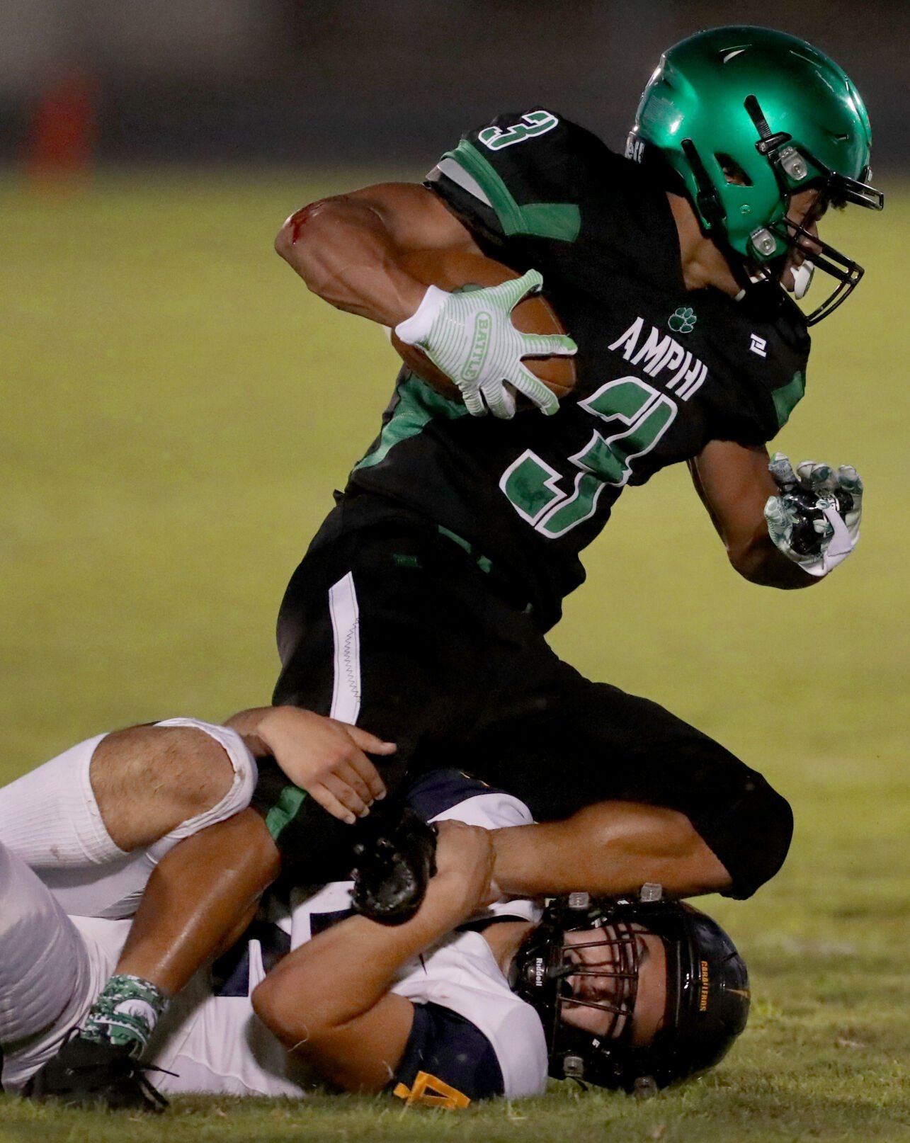 Flowing Wells vs Amphi